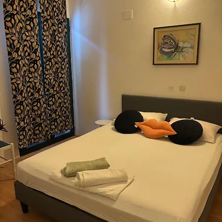 Eko Moca Lägenhet